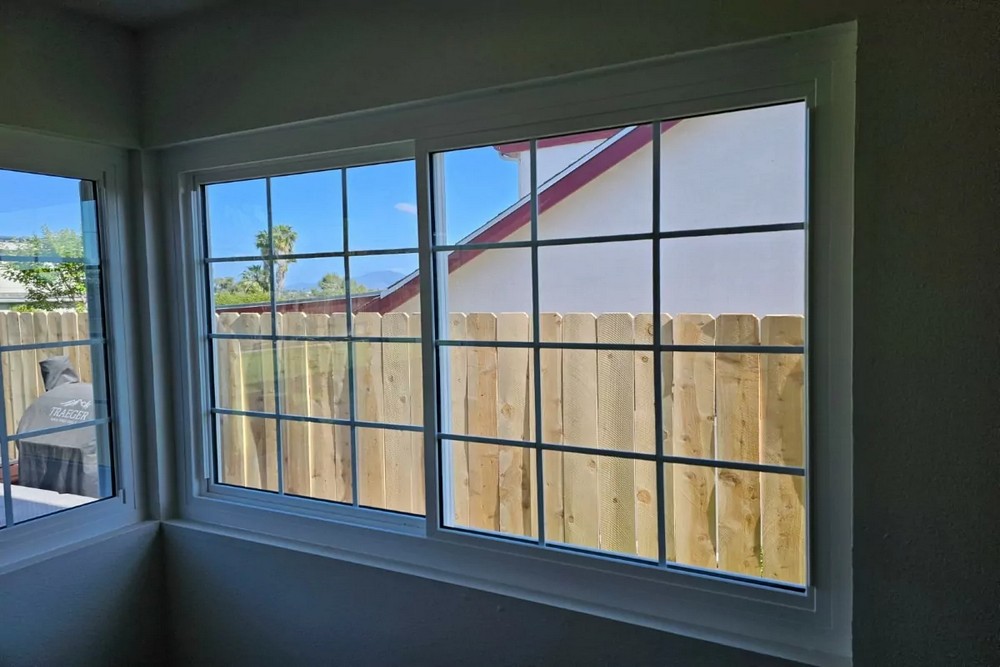 How to Choose Energy-Efficient Replacement Windows That Lower Cooling Costs