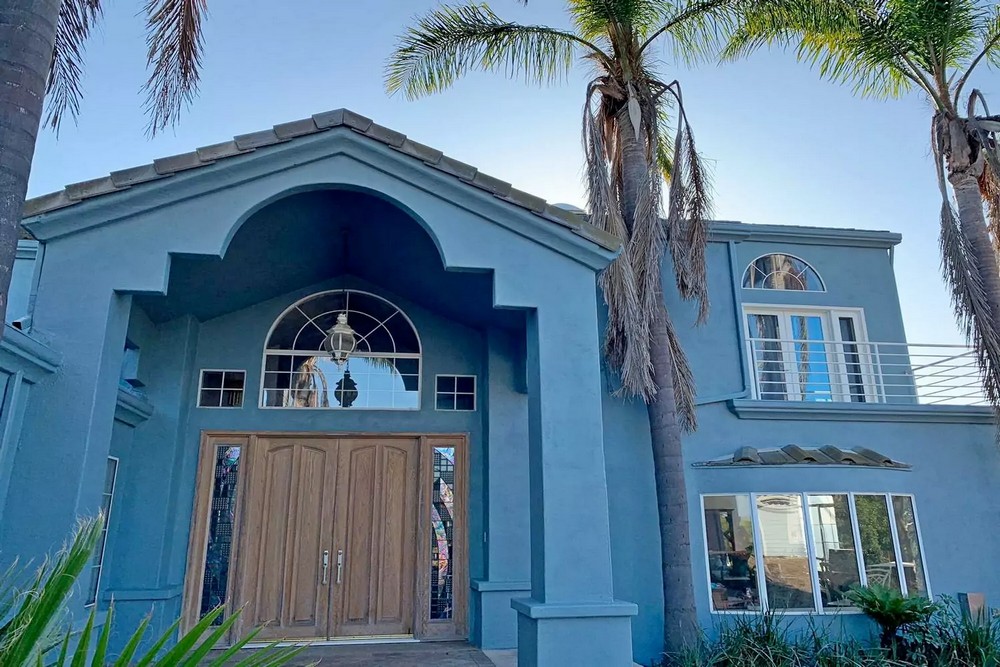 Benefits of Exterior Coatings Compared to Traditional Paint